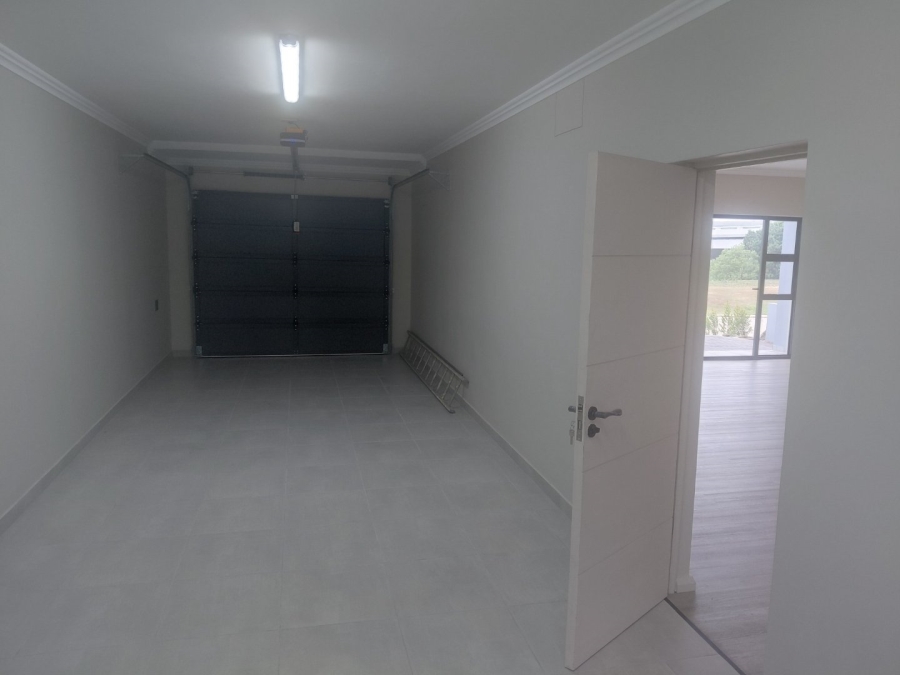 3 Bedroom Property for Sale in Hartenbos Heuwels Western Cape